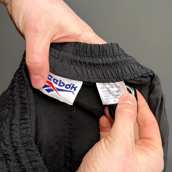 Vintage Reebok Track Pants Jet Black Nylon Joggers Subtle Embroidered Logo 90s - Picture 4 of 4